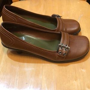 2 for $10 Item... Brown shoes